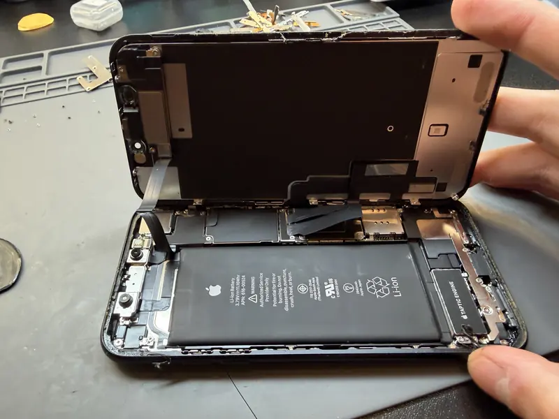 Заміна дисплея iPhone XR